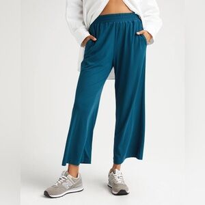 NWT Richer Poorer Night Knit Cropped Pant